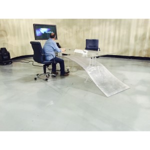 plexiglass κατασκευη επιπλου για τηλεοπτικη εκπομπη / plexiglass furniture manufacturing for television broadcasting